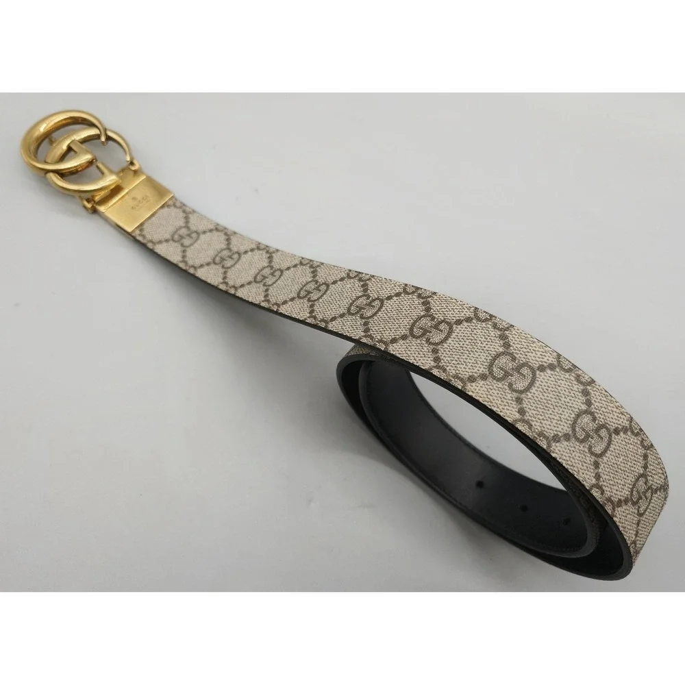 Gucci Reversible GG Supreme Belt Size 80/32